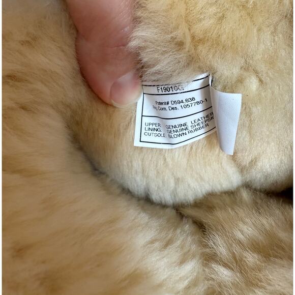 UGG Australia Bailey Triple Button Snow Boots Brown Leather Fluffy Tall Size 6 - Picture 14 of 14